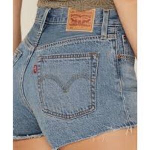 Levi's Women's 501 Blue Jean Shorts, Size 26